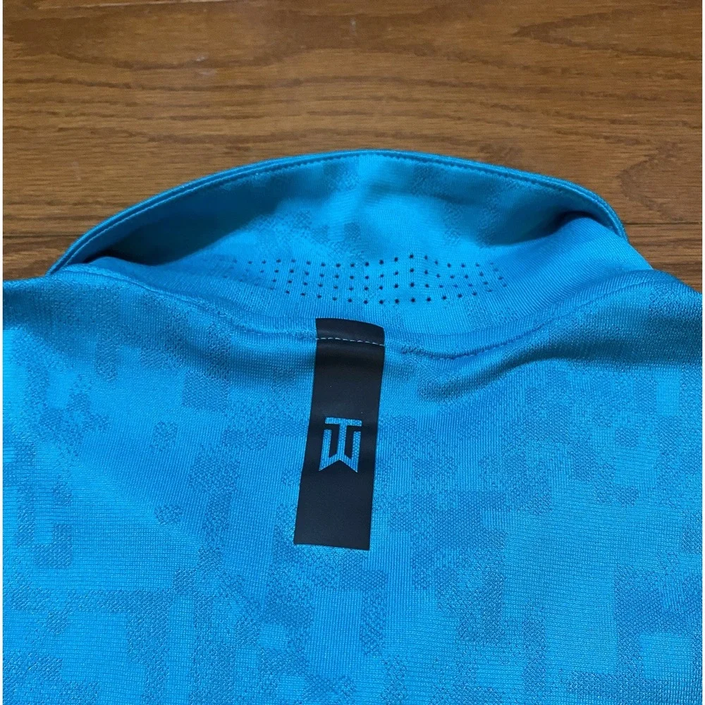 Nike color teal